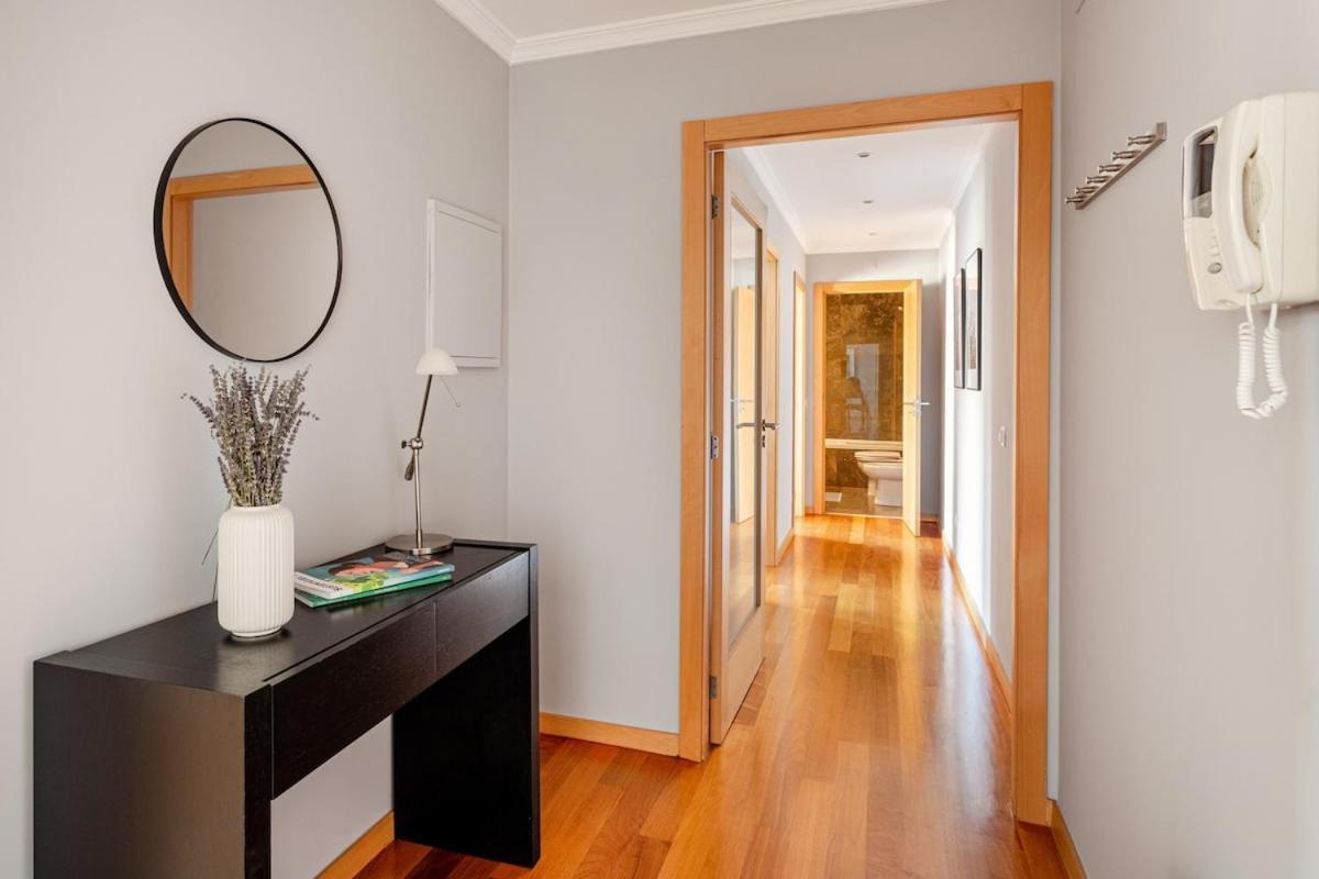 Elegant Flat In Benfica - 10 Min To Center Apartment Lissabon