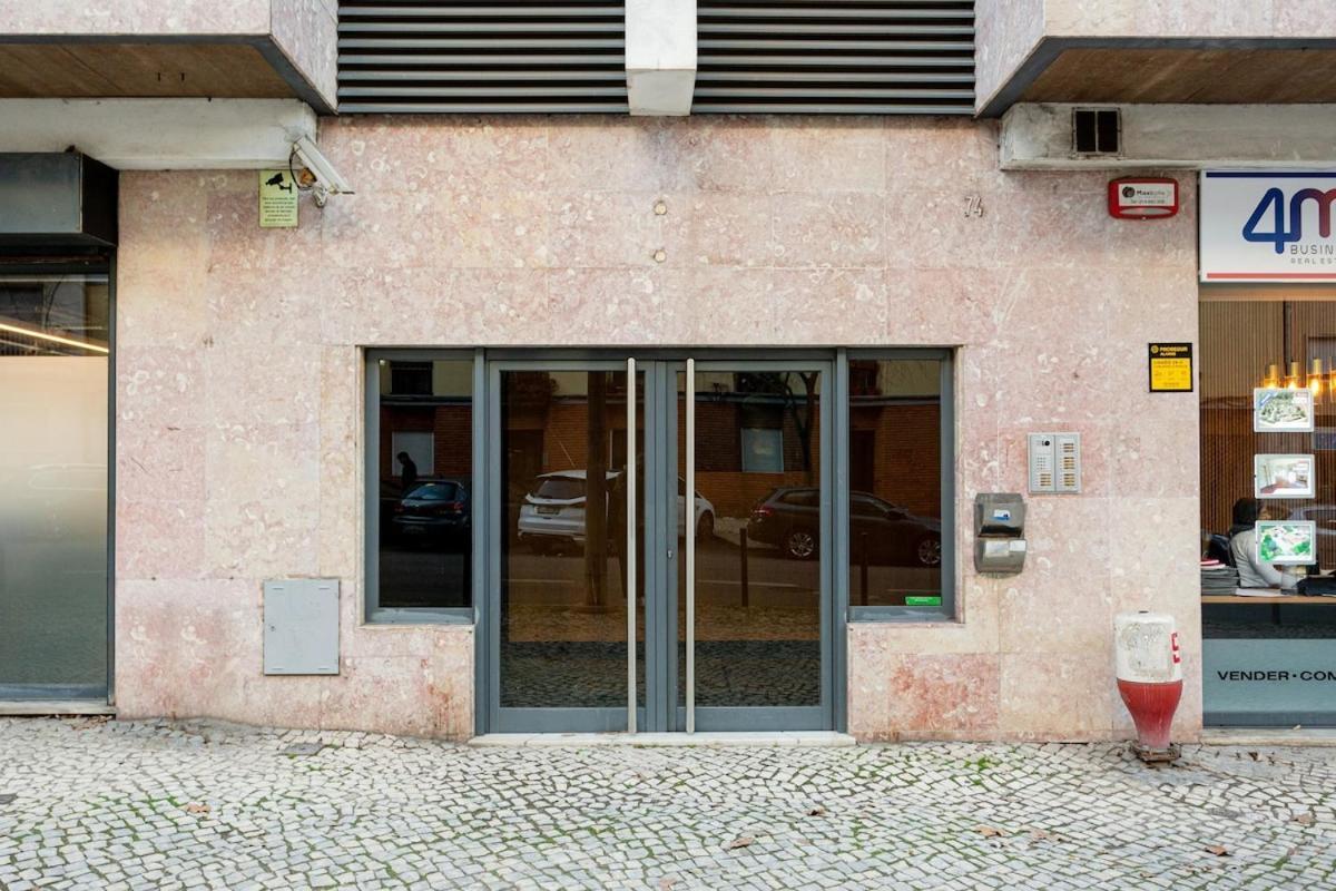 Apartment Elegant Flat In Benfica - 10 Min To Center *
